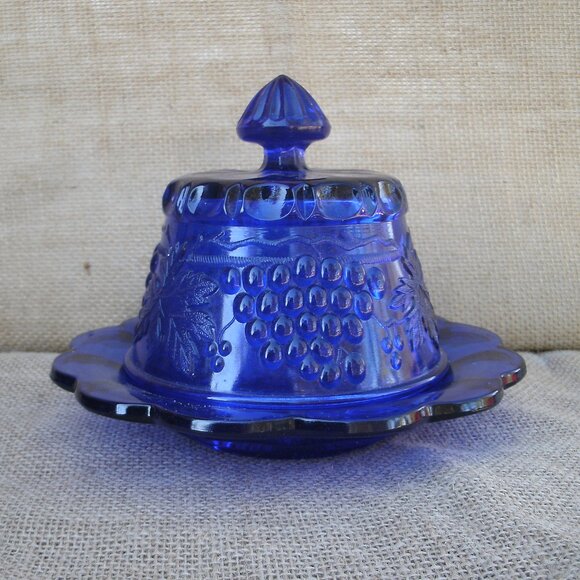 Vintage Mosser Cobalt Grapes Covered Butter Dish - Picture 6 of 16
